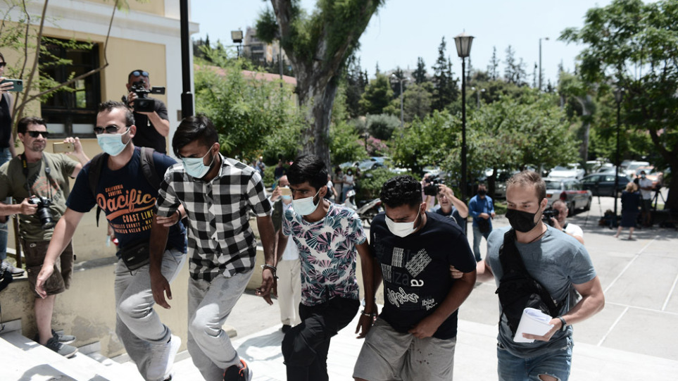 Ποινική δίωξη σε βαθμό κακουργήματος για τους τρεις Πακιστανούς οι οποίοι κατηγορούνται ότι βίασαν την 25χρονη έγκυο
