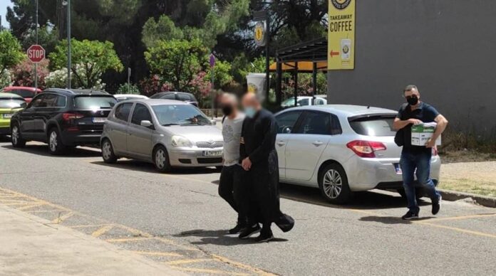 Αγρίνιο: Νέα επιβαρυντικά στοιχεία για τον ιερέα που κατηγορείται για βιασμό και πορνογραφία