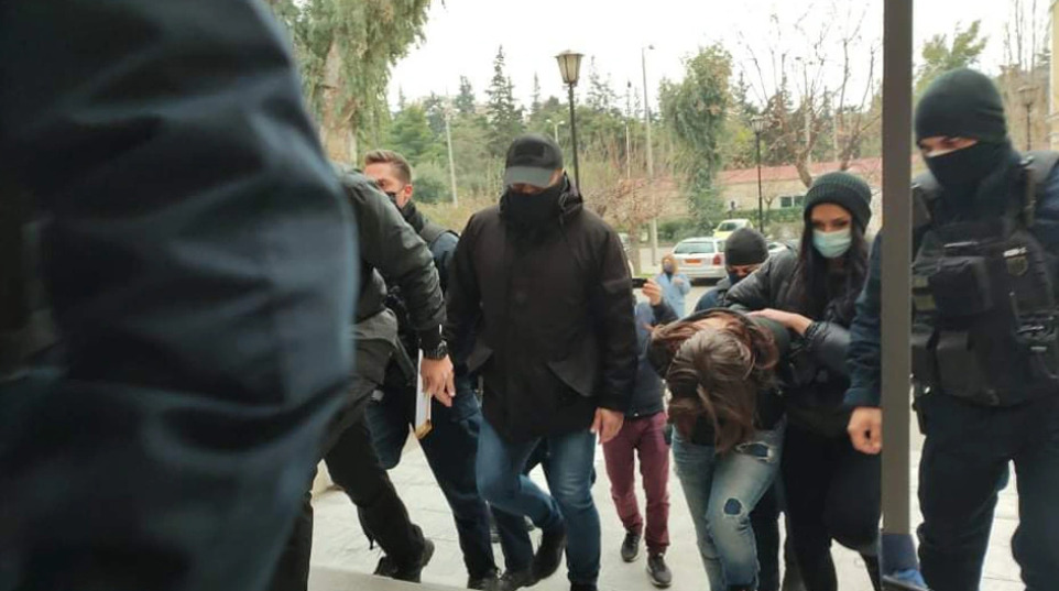 Με την κατηγορία της ανθρωποκτονίας από κοινού στην 12η Τακτική Ανακρίτρια το ζευγάρι που  σκότωσε τον 7χρονο στην Κυψέλη