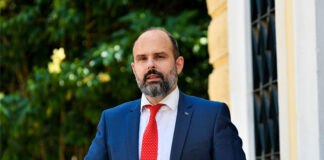 Καλαντζόπουλος