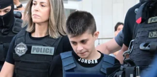 Μουρτζούκου
