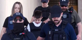 Μουρτζούκου