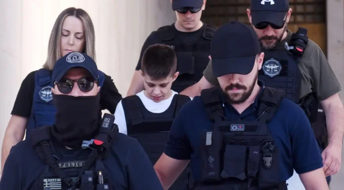 Μουρτζούκου