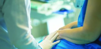 Στο σκαμνί 33 στα Χανιά για εμπόριο βρεφών και «δεξαμενή» κατάψυξης ωαρίων! εμπόριο βρεφών