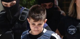 Μουρτζούκου