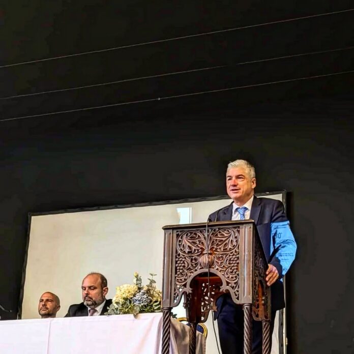 Σοφός