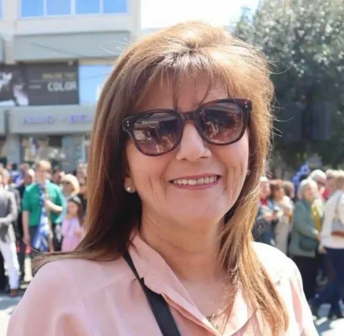 Ελίνα Μπαϊρακτάρη Ελίνα Μπαϊρακτάρη