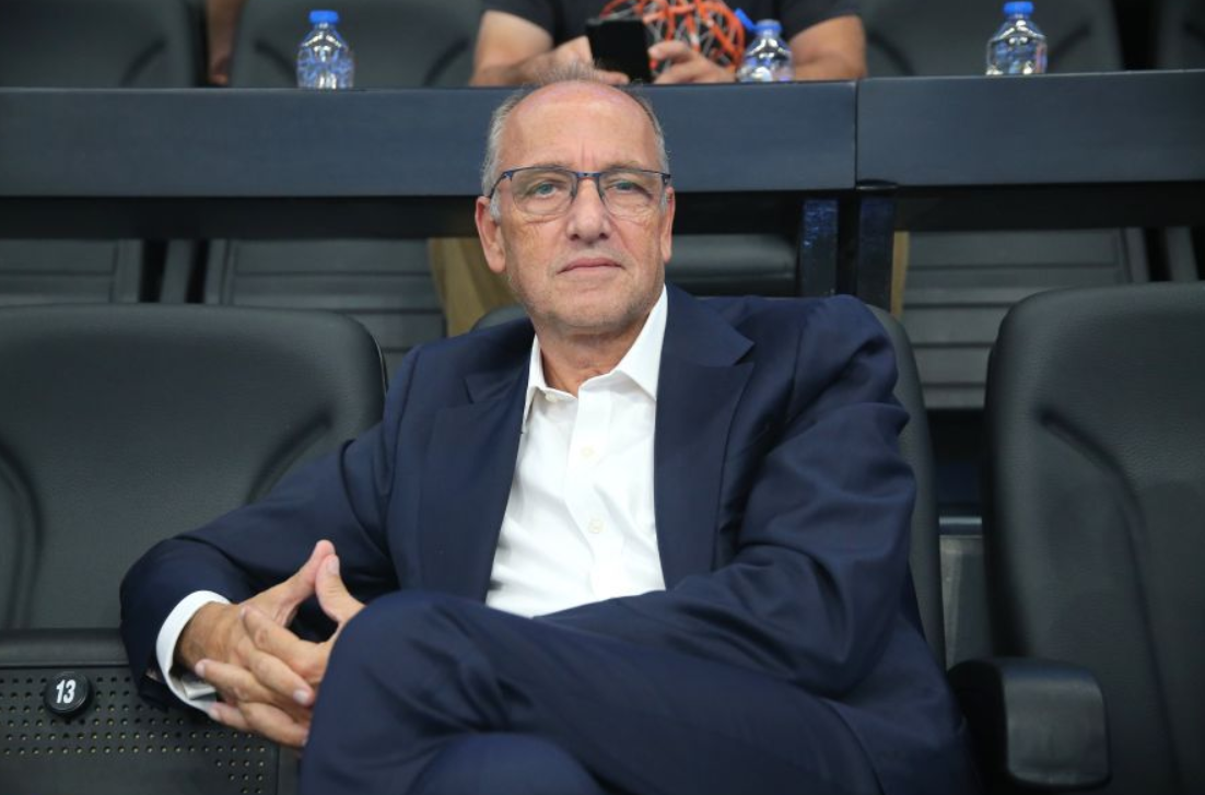 Λιόλιος και Μαυραγάνης στην Ευελπίδων – «Αποσύρομαι για να λειτουργήσει το μπάσκετ», φέρεται να είπε ο πρόεδρος της ΕΟΚ